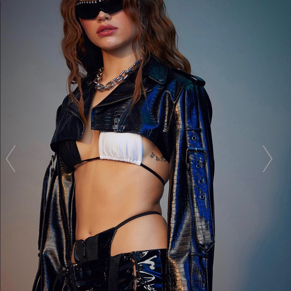 Black crop vegan leather jacket